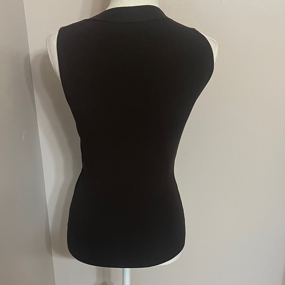 ⭐️ 2 for $15. Ann Taylor Loft Brown Sleeveless Wrap Vest Top - Picture 5 of 6